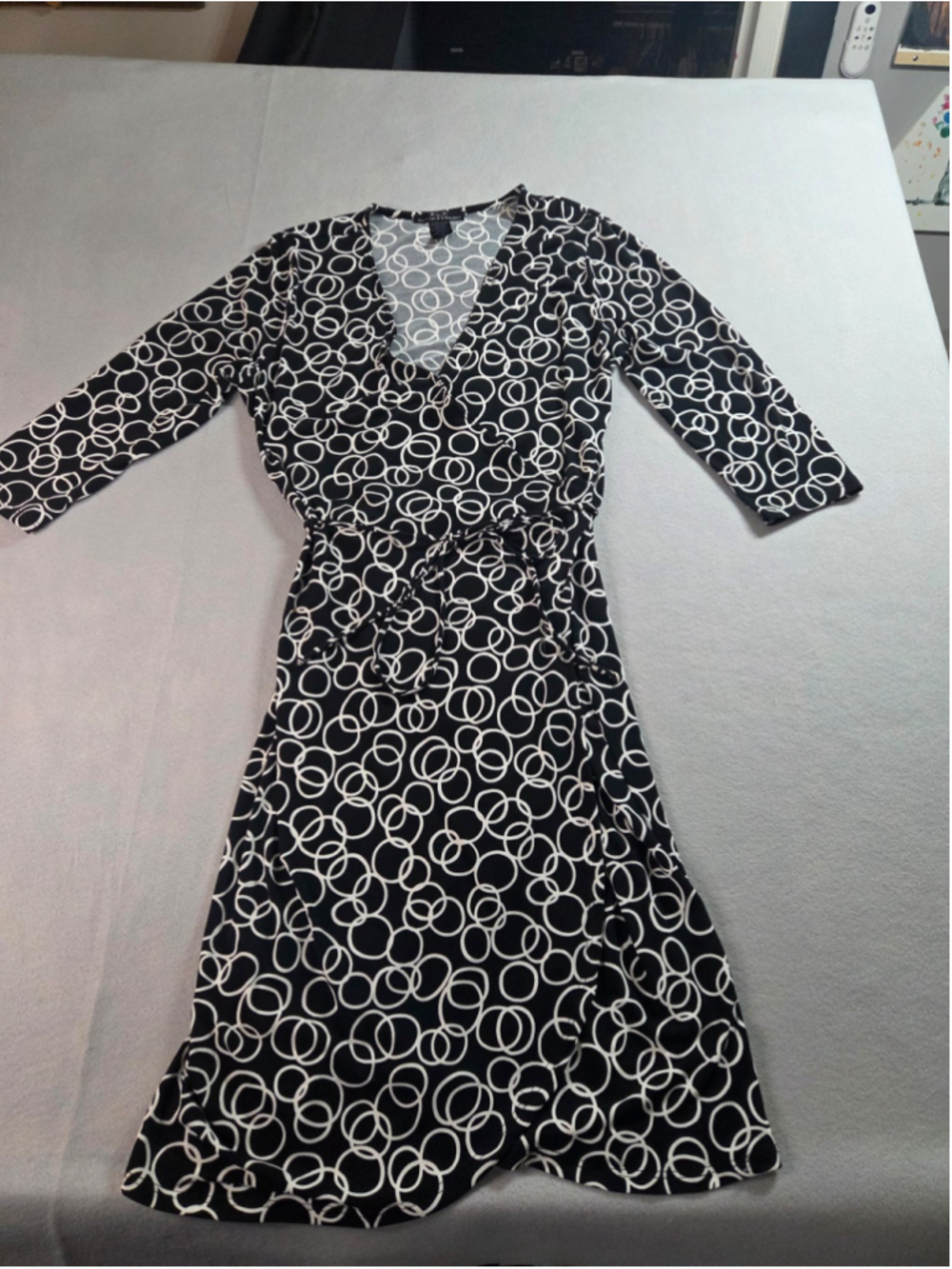 F.L.P. Faith Love & Passion Black & White Mod Circle Wrap Dress Size L